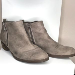 Carlos by Carlos Santana Brie Booties